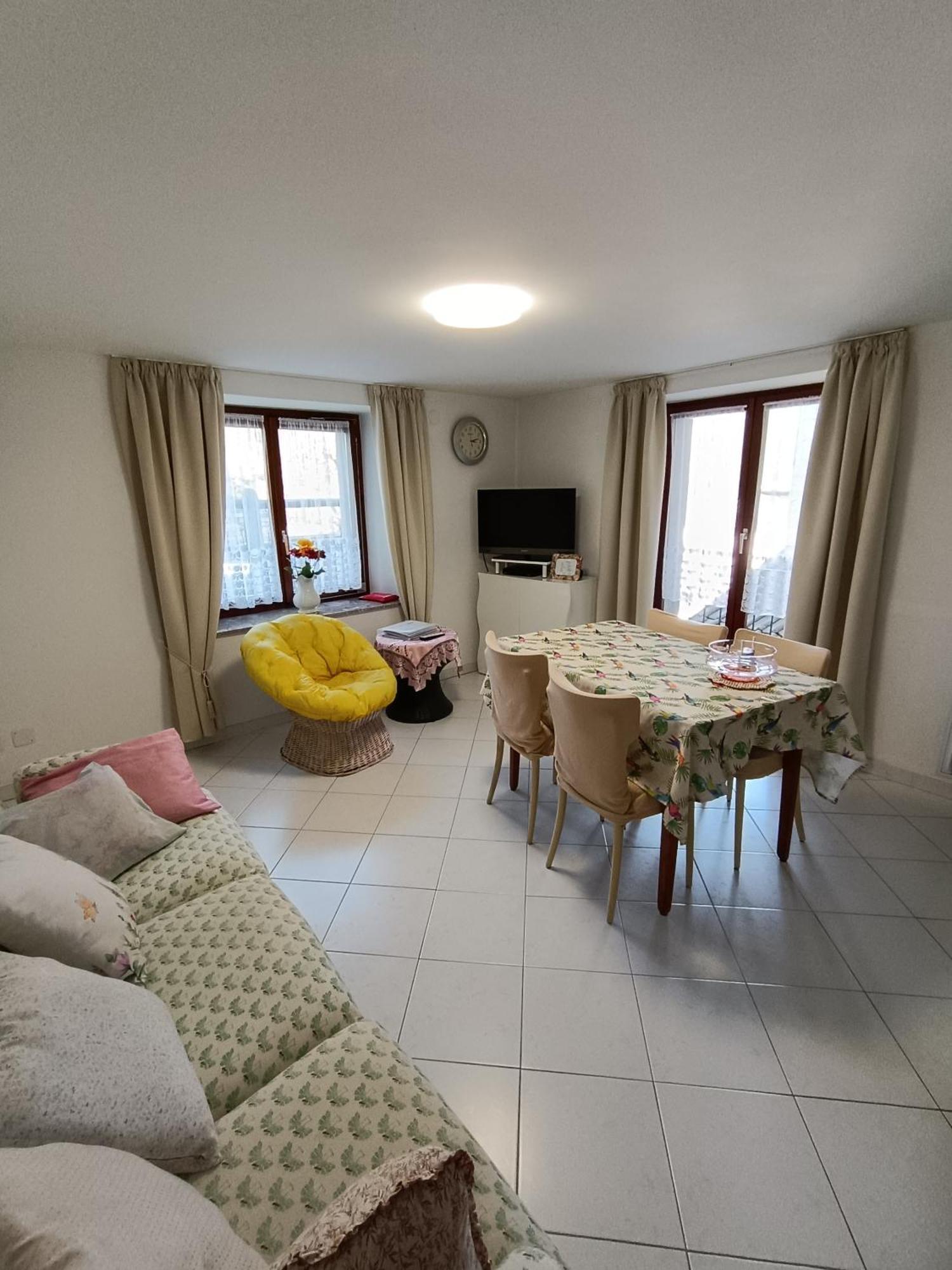Casa Chiara Apartment Интраня Екстериор снимка